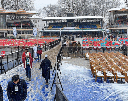 Many seats at Congress' rally in Sher-e-Kashmir stadium go vacant amid heavy snowfall in Srinagar. (PTI)